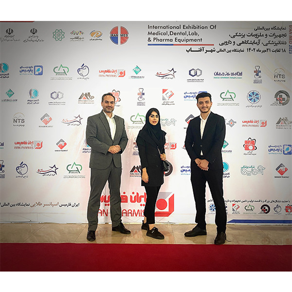 بازدید پرسنل آراتیس از نمایشگاه تجهیزات دندانپزشکی 1402